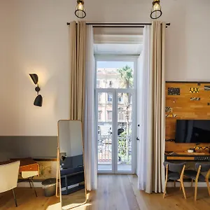 https://the-dante-house.hotels-amalfi.com